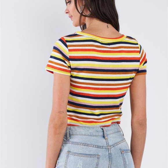 🎀Short Sleeve Top🎀 - Picture 4 of 5